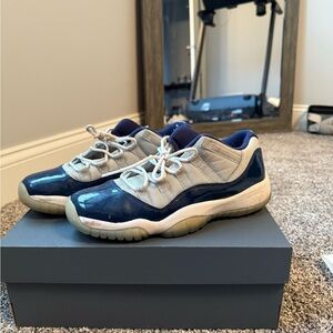 Jordan 11 Low Retro Diffuse Blue